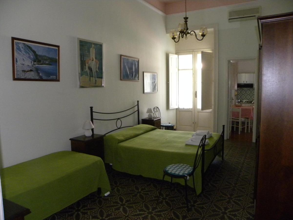 Novecento Apartment Липари Екстериор снимка